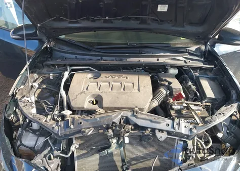 2017 Toyota Corolla Se z USA, uszkodzony, nr VIN 2T1BURHE0HC864713